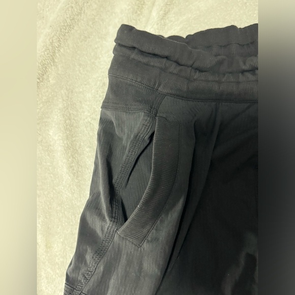 Lululemon Black Crop Studio Pants - Picture 9 of 11